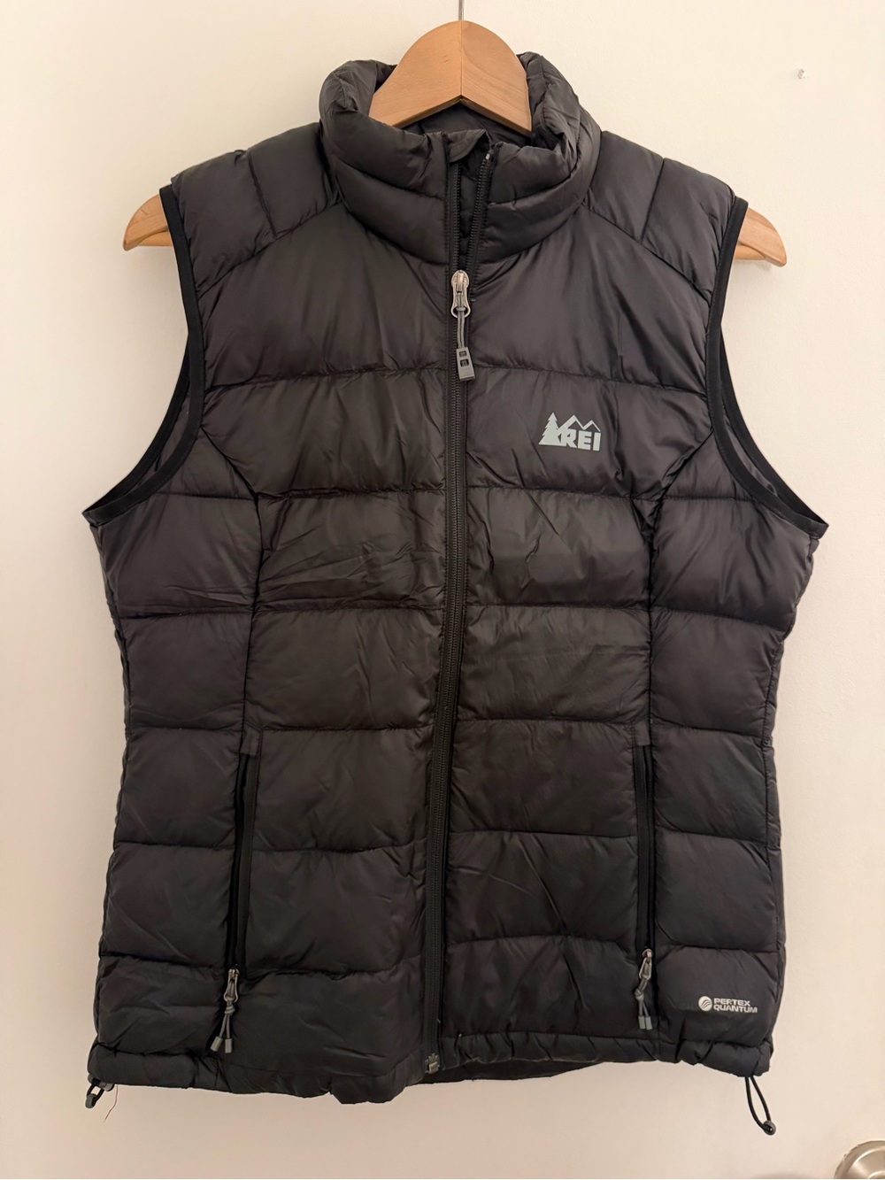 REI Black Packable Insulated Women's Vest